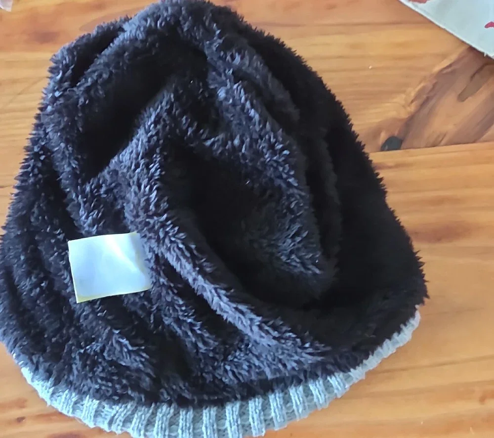 Ribbed Knit Womens Beanie - Light Gray